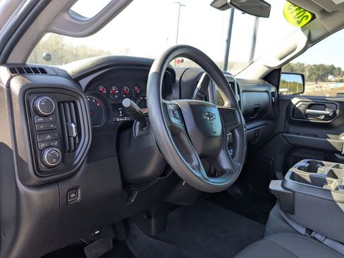 Used 2019 Chevrolet Silverado 1500 Custom Trail Boss w/ Custom Convenience Package image 13