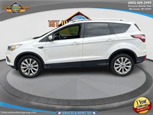 Used 2018 Ford Escape Titanium AWD/4WD image 5