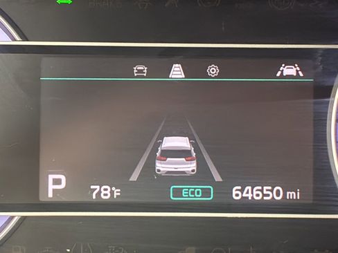Used 2022 Kia Niro LXS FWD image 22