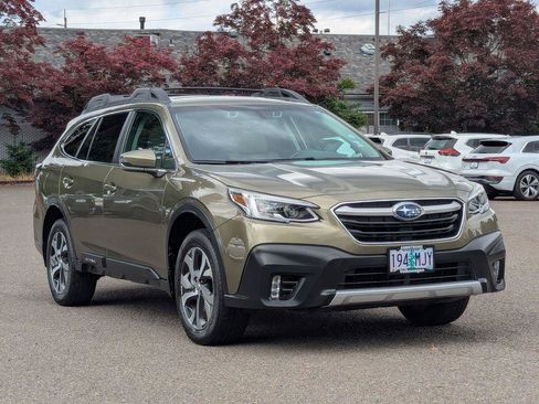 Used 2020 Subaru Outback Limited w/ Popular Package #2 AWD/4WD image 7