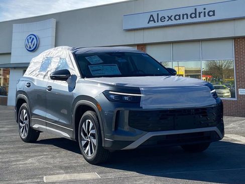 New 2026 Volkswagen Tiguan S image 1