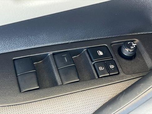 Certified 2022 Toyota Corolla LE FWD image 13