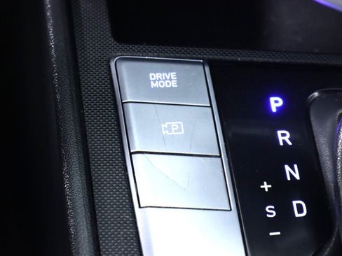 Used 2024 Hyundai Elantra SEL FWD image 26