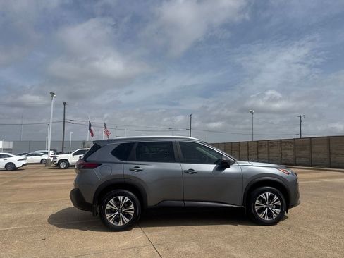 Certified 2023 Nissan Rogue SV w/ SV Premium B Package FWD image 23