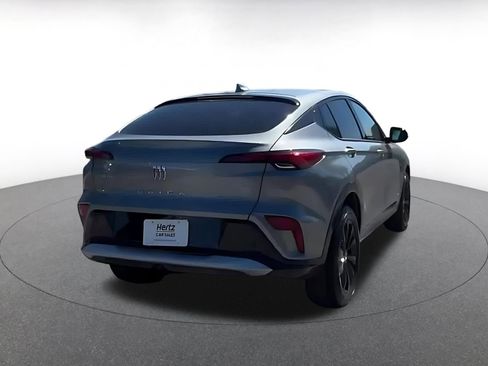 Used 2025 Buick Envista Sport Touring image 12