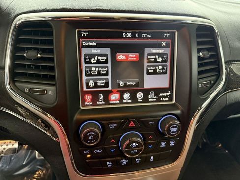 Used 2015 Jeep Grand Cherokee SRT AWD/4WD image 21