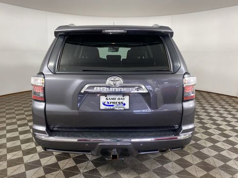 Used 2022 Toyota 4Runner Limited image 9