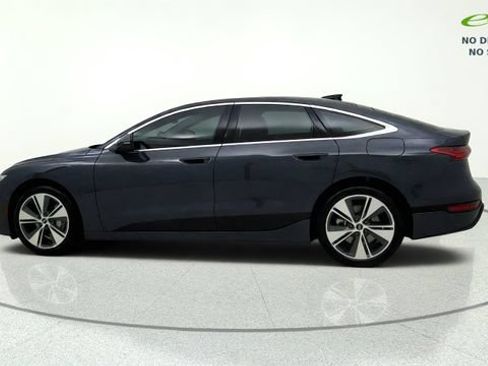 Used 2025 Audi A6 e-tron Premium Plus w/ Premium Plus RWD image 6