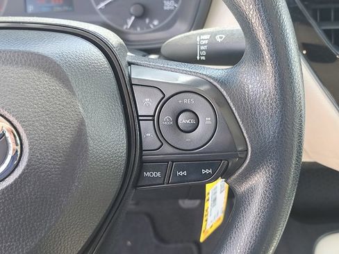 Used 2024 Toyota Corolla LE image 24