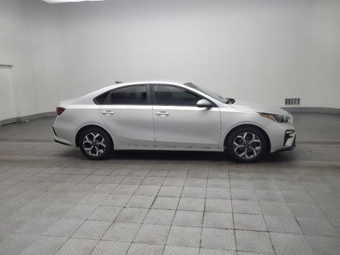 Used 2021 Kia Forte LXS FWD image 11