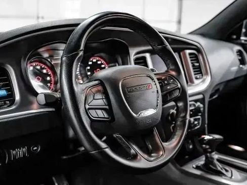 Used 2021 Dodge Charger R/T w/ Blacktop Package image 21