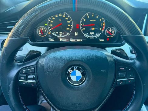 Used 2014 BMW M5 RWD image 16