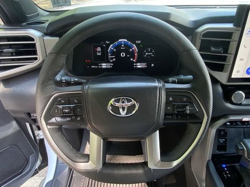 Used 2026 Toyota Tundra Limited AWD/4WD image 38