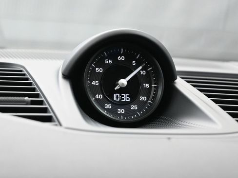 New 2026 Porsche Panamera 4 AWD/4WD image 14