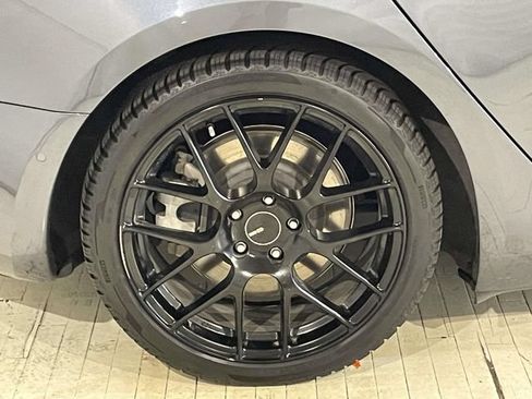 Used 2018 Tesla Model 3 Long Range AWD/4WD image 16