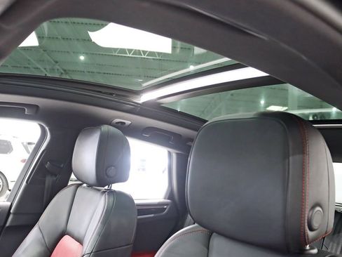 Used 2021 Porsche Macan S w/ Premium Package AWD/4WD image 26