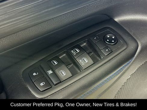 Used 2019 Jeep Grand Cherokee Laredo image 17