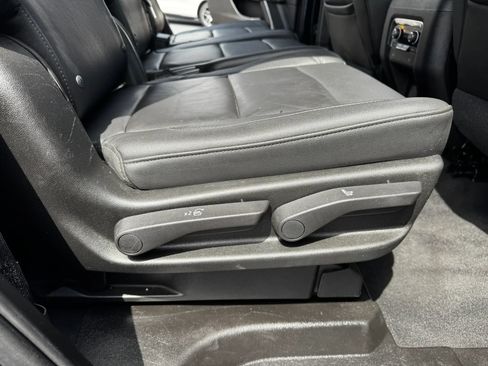 Used 2021 Chevrolet Tahoe LT RWD image 17