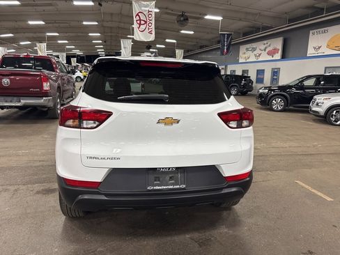 Certified 2023 Chevrolet TrailBlazer LS image 4