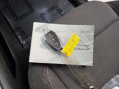 Used 2020 Chevrolet Traverse LS w/ LPO, Floor Liner Package FWD image 30