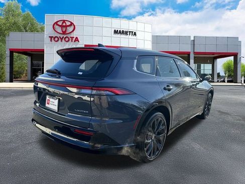 Used 2025 Toyota Crown Signia image 30