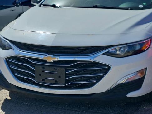 Used 2024 Chevrolet Malibu LS image 2