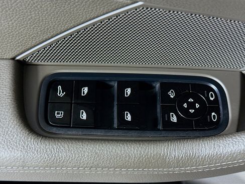 Used 2020 Porsche Panamera 4 image 23