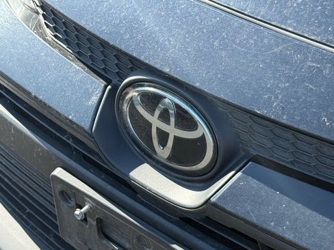 Used 2024 Toyota Corolla LE FWD image 8