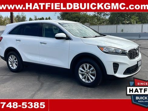 Used 2019 Kia Sorento FWD image 7