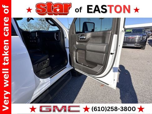 Used 2021 GMC Sierra 2500 AT4 image 13