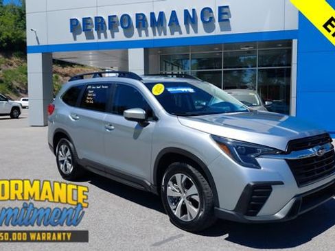 Used 2025 Subaru Ascent Premium AWD/4WD image 1