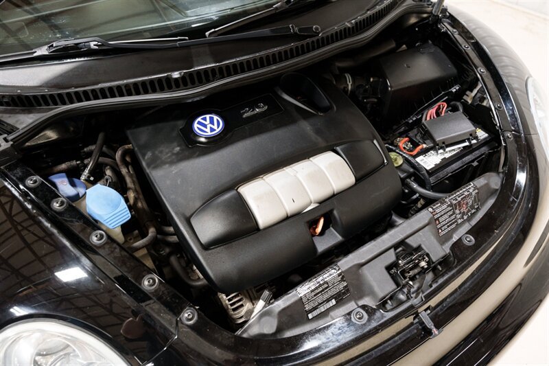 Used 2003 Volkswagen Beetle GLS FWD image 28