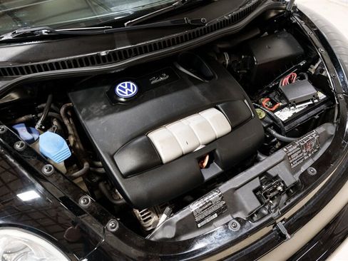 Used 2003 Volkswagen Beetle GLS FWD image 28