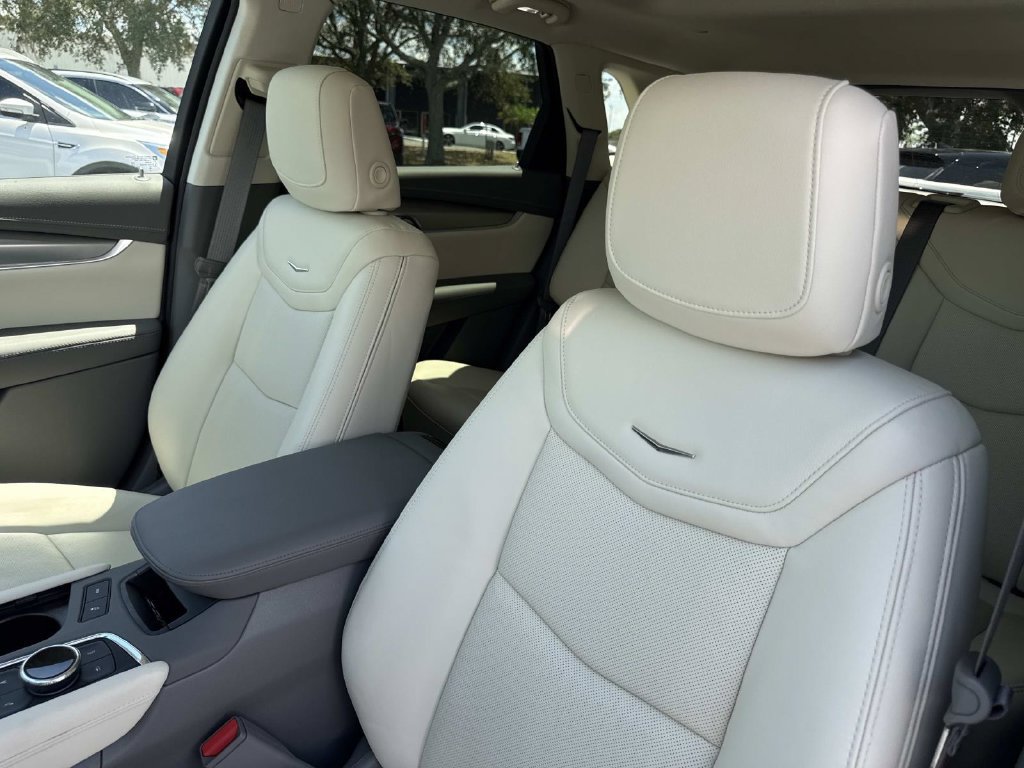 New 2026 Cadillac XT5 Premium Luxury w/ Driver Assist Package FWD image 20