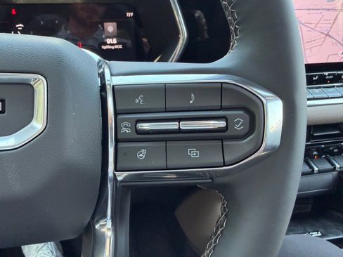 New 2026 GMC Canyon Denali AWD/4WD image 14