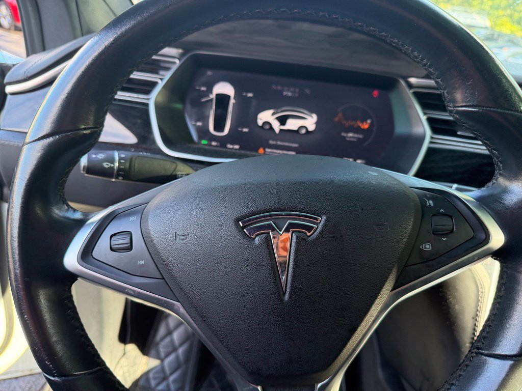 Used 2017 Tesla Model X 75D AWD/4WD image 8