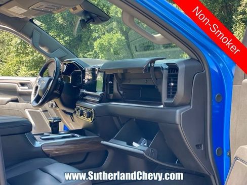 Used 2025 Chevrolet Silverado 1500 LT w/ Z71 Off-Road Package AWD/4WD image 23