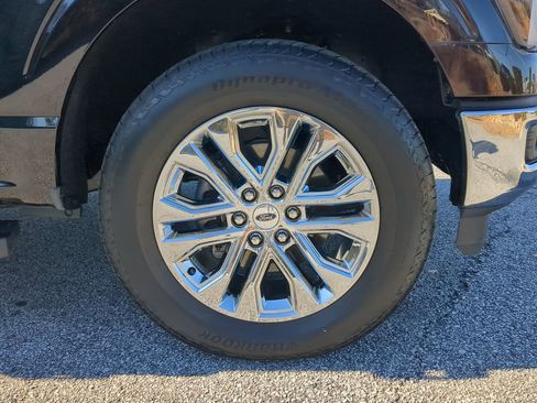 Certified 2025 Ford F150 Lariat w/ Equipment Group 501A Mid image 9