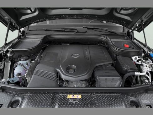 Used 2021 Mercedes-Benz GLS 450 4MATIC image 46