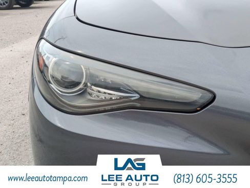 Used 2020 Alfa Romeo Giulia w/ Nero Edizione RWD image 9