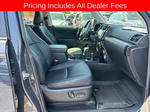 Used 2024 Toyota 4Runner TRD Off-Road Premium w/ Moonroof Package AWD/4WD image 23