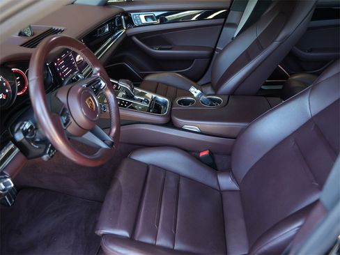 Certified 2022 Porsche Panamera 4S w/ Premium Package image 17