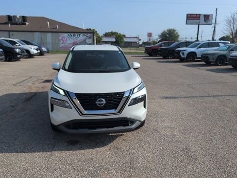 Used 2023 Nissan Rogue SV AWD/4WD image 15