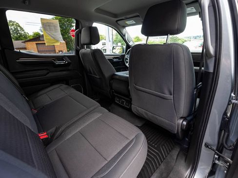 Used 2024 Chevrolet Silverado 1500 LT AWD/4WD image 30