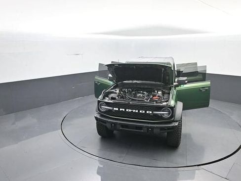 Certified 2024 Ford Bronco Wildtrak AWD/4WD image 32