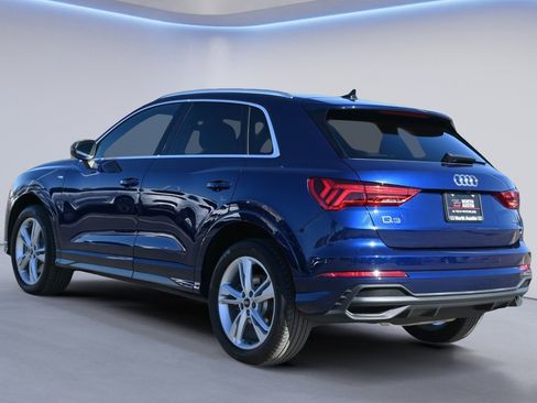 Used 2022 Audi Q3 2.0T Premium Plus w/ Premium Plus Package image 3