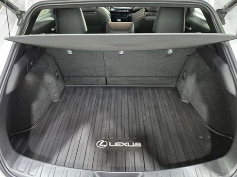 Used 2019 Lexus UX 200 F Sport w/ F Sport Premium Package FWD image 21