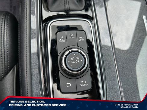 Used 2024 Nissan Armada SL w/ Midnight Edition Package RWD image 25