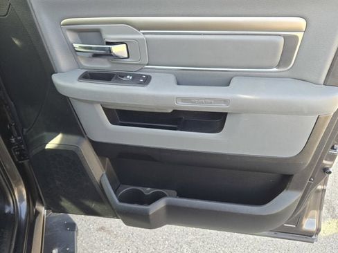 Used 2017 RAM 1500 Big Horn image 5