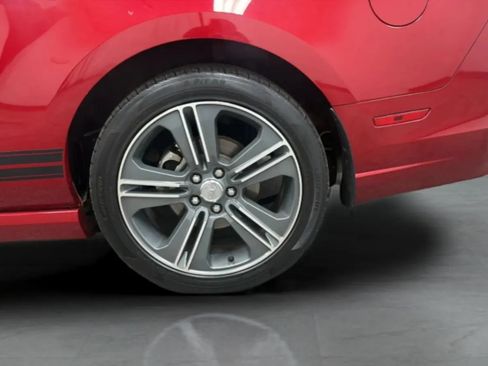 Used 2013 Ford Mustang Coupe w/ V6 Performance Pkg RWD image 26